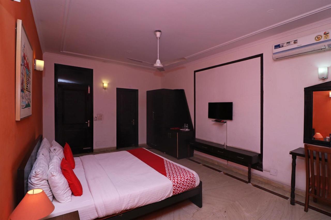 Oyo 79434 Hotel Green Villa 那格浦尔 外观 照片